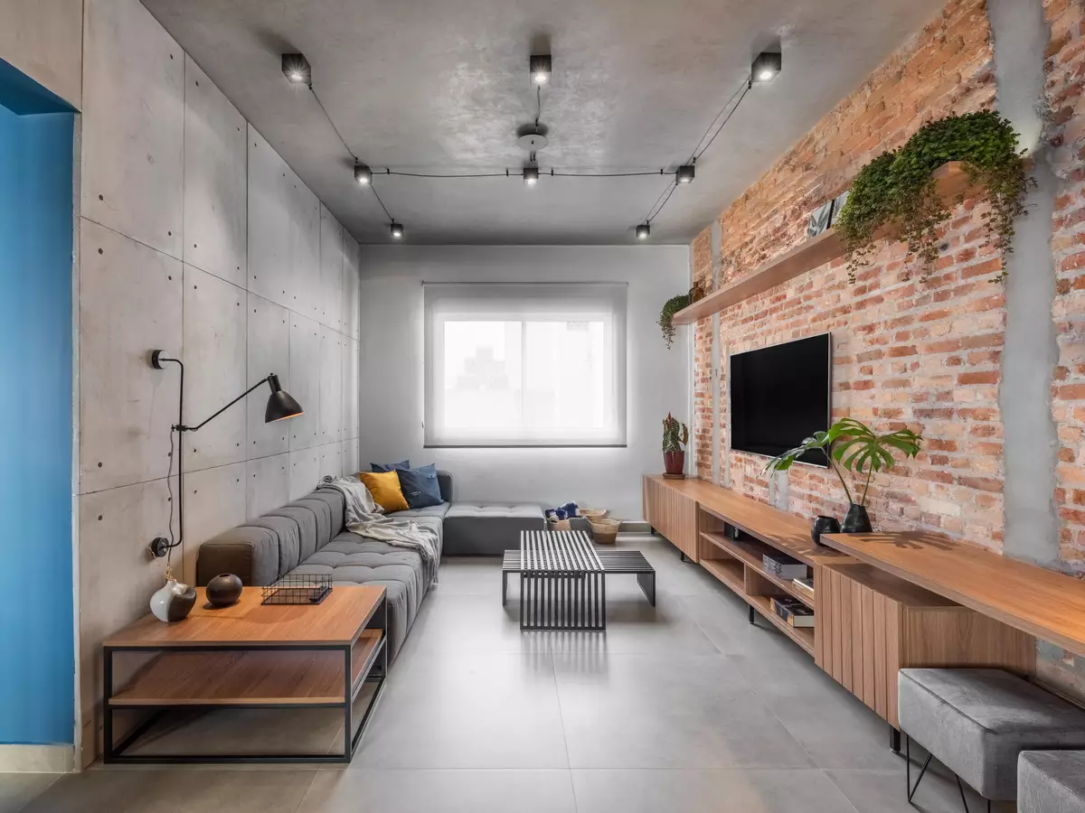 2031425199-estilo-industrial-marca-este-ape-de-90-m2-projeto-base-arquitetura-foto-guilherme-pucci-sala-de-estar-cimento-industrial